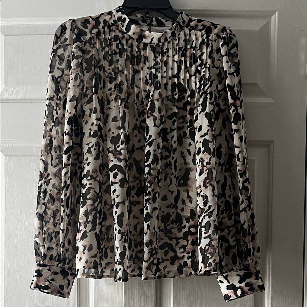 Banana Republic Leopard Print Long Sleeve Women's Blouse